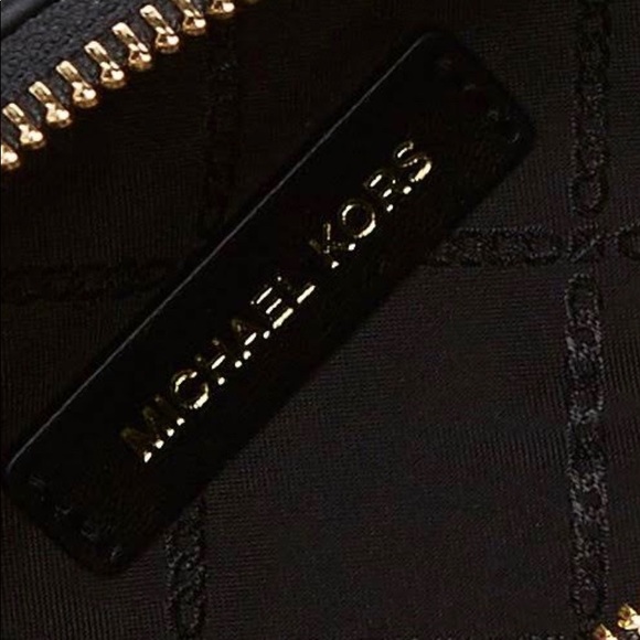 ✅ MICHAEL KORS, MK Leather Fur Chain Belt Bag NEW - Picture 3 of 8